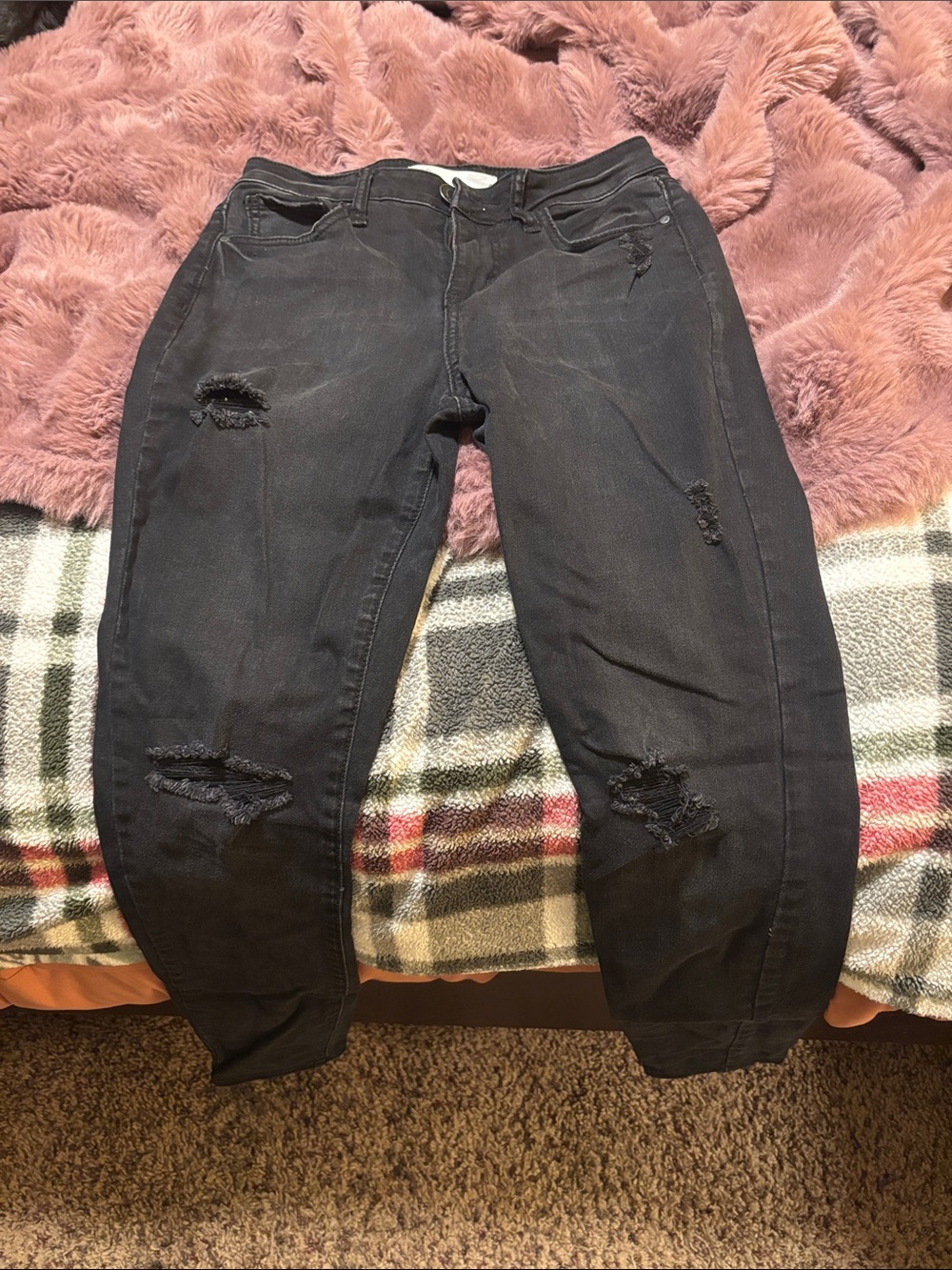 Women's Distressed Black Jeans. RSQ Manhattan high rise size 3